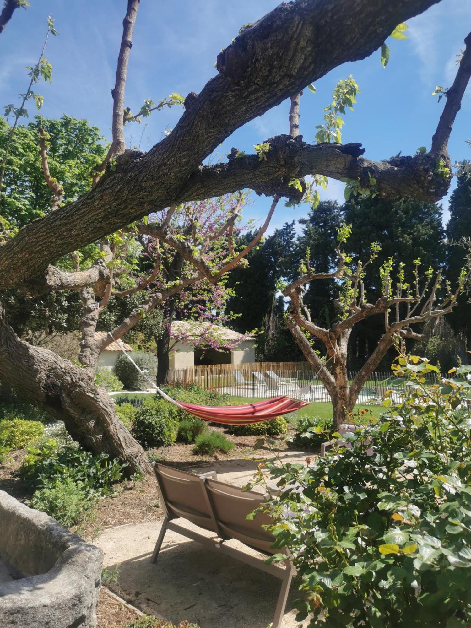 Mas De La Gramillere Hotel Barbentane Buitenkant foto